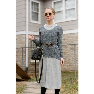 OLD NAVY | V-Neck Grey Sweater